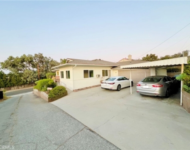 2277 Alexdale Ln - Photo Thumbnail 7