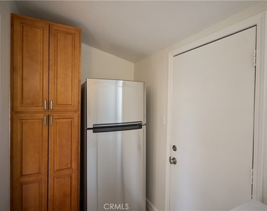 3644 Russell Street - Photo Thumbnail 8