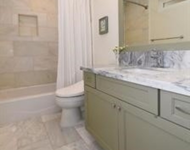 32 Seaview Drive N - Photo Thumbnail 8