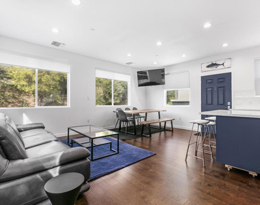2748 Hollister Terrace - Photo Thumbnail 7
