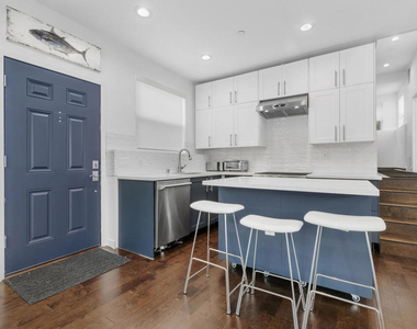 2748 Hollister Terrace - Photo Thumbnail 5