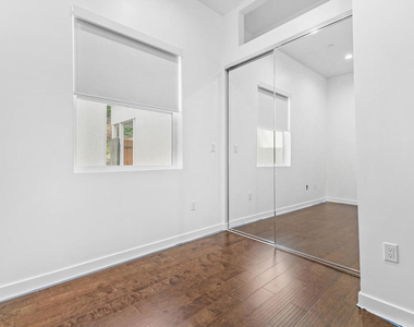 2748 Hollister Terrace - Photo Thumbnail 20