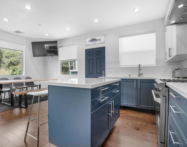 2748 Hollister Terrace - Photo Thumbnail 9