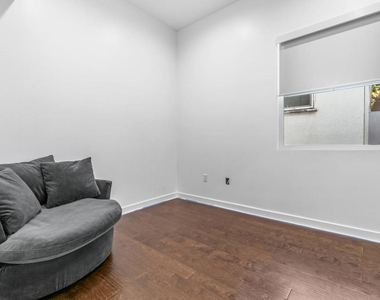2748 Hollister Terrace - Photo Thumbnail 19