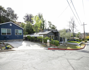 2748 Hollister Terrace - Photo Thumbnail 32