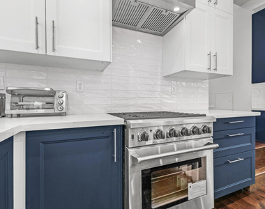 2748 Hollister Terrace - Photo Thumbnail 11
