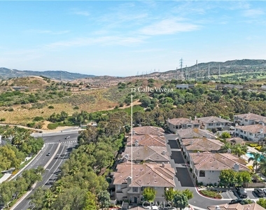 12 Calle Viveza - Photo Thumbnail 24
