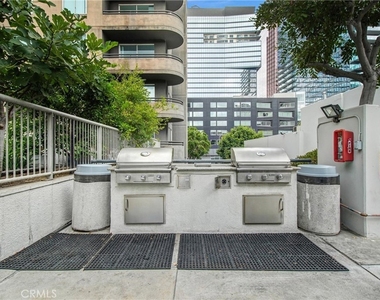 600 W 9th - Photo Thumbnail 26