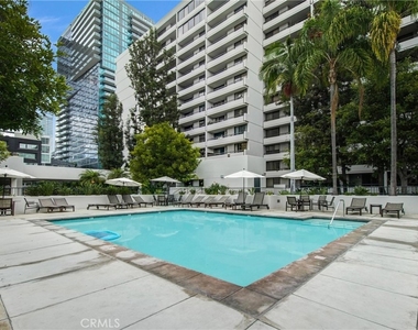 600 W 9th - Photo Thumbnail 25