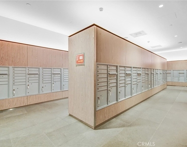 877 Francisco Street - Photo Thumbnail 17