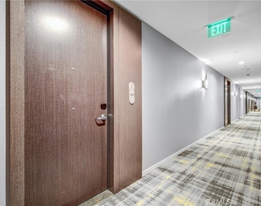 877 Francisco Street - Photo Thumbnail 5