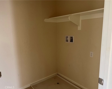 75 Darby - Photo Thumbnail 24