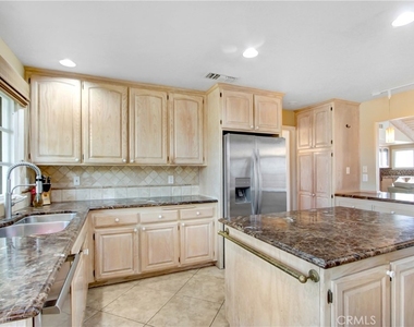 31396 Lake Vista Cir - Photo Thumbnail 14