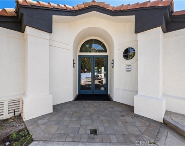 30902 Clubhouse Drive - Photo Thumbnail 8