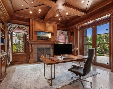 101 Ritz Cove - Photo Thumbnail 13