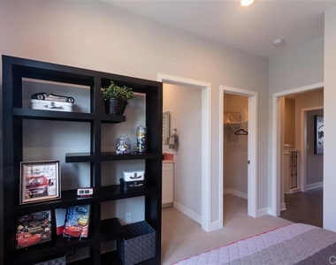1109 Hibiscus Way - Photo Thumbnail 13