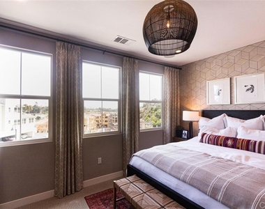 1109 Hibiscus Way - Photo Thumbnail 8