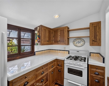 140 Avenida Miramar - Photo Thumbnail 17