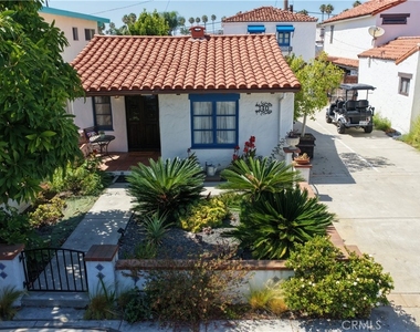 140 Avenida Miramar - Photo Thumbnail 3