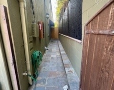 343 Myrtle Street - Photo Thumbnail 3
