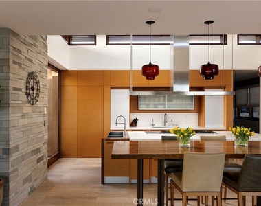 2495 Riviera - Photo Thumbnail 17