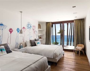 2495 Riviera - Photo Thumbnail 36