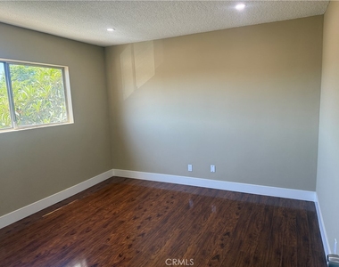 600 E Acacia Avenue - Photo Thumbnail 10