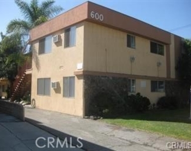 600 E Acacia Avenue - Photo Thumbnail 15