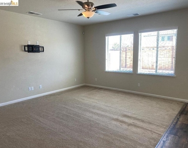 3636 Landmark Cir - Photo Thumbnail 27
