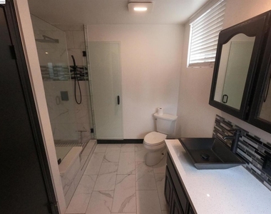 692 45th St - Photo Thumbnail 11
