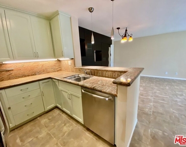 6375 Green Valley Circle - Photo Thumbnail 13