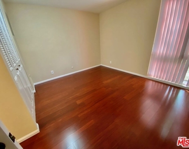 6375 Green Valley Circle - Photo Thumbnail 18