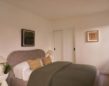 2411 Abbot Kinney Boulevard - Photo Thumbnail 6