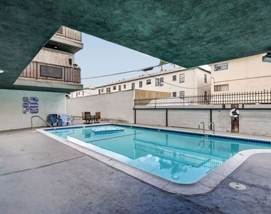 5361 Russell Avenue - Photo Thumbnail 34