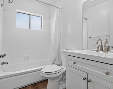 5361 Russell Avenue - Photo Thumbnail 23