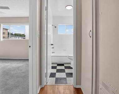 5361 Russell Avenue - Photo Thumbnail 29