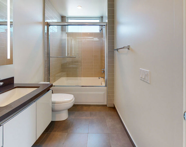 938 S Orange Grove Avenue - Photo Thumbnail 26