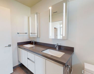 938 S Orange Grove Avenue - Photo Thumbnail 25