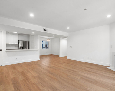 16100 W Sunset Boulevard - Photo Thumbnail 7