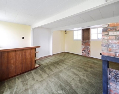 8029 Airlane Avenue - Photo Thumbnail 11