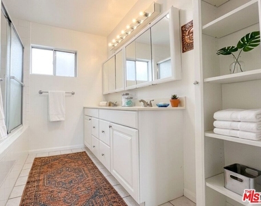 2926 Glenn Avenue - Photo Thumbnail 7