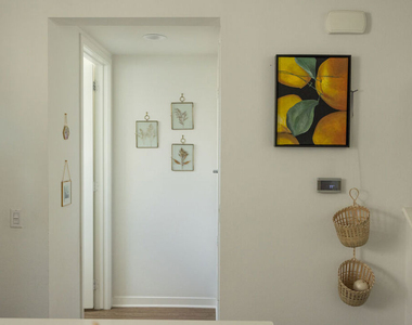 1557 Verbena Way - Photo Thumbnail 9