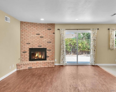 853 Hale Ct - Photo Thumbnail 11
