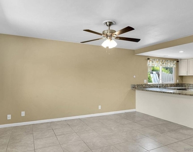 853 Hale Ct - Photo Thumbnail 7