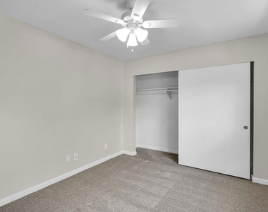 853 Hale Ct - Photo Thumbnail 21