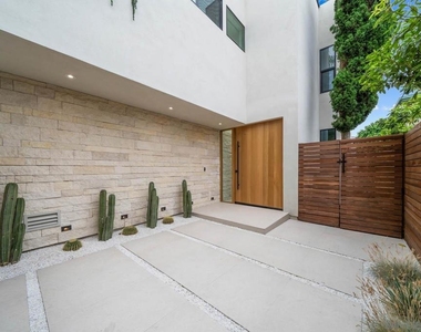 7376 Fay Ave - Photo Thumbnail 3
