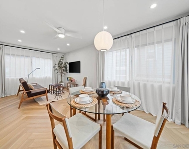 7374 Bishops Ln - Photo Thumbnail 12