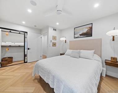 7372 Bishops Ln - Photo Thumbnail 20