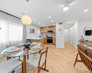 7372 Bishops Ln - Photo Thumbnail 14