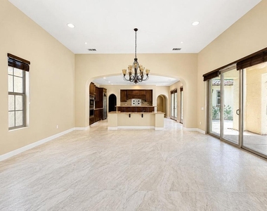 3035 Arroyo Seco - Photo Thumbnail 15